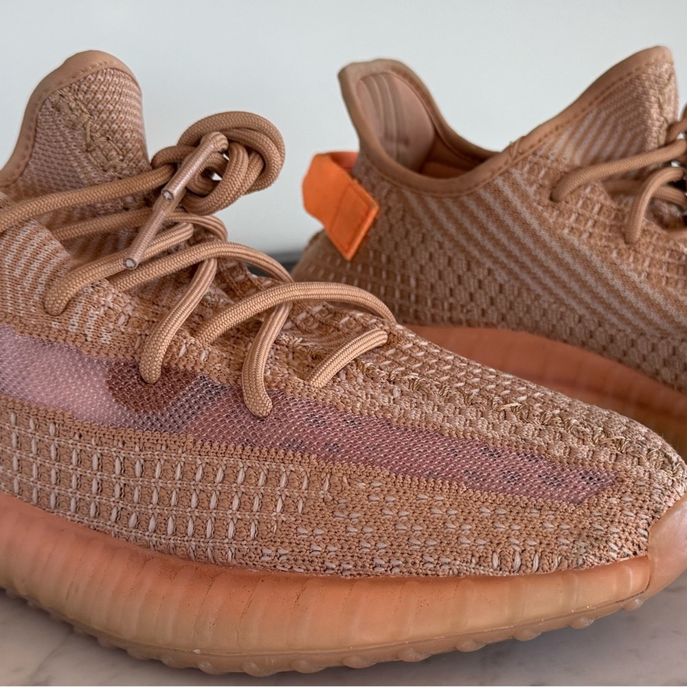 Yeezy Boost 350 V2 Clay Size: 10.5
